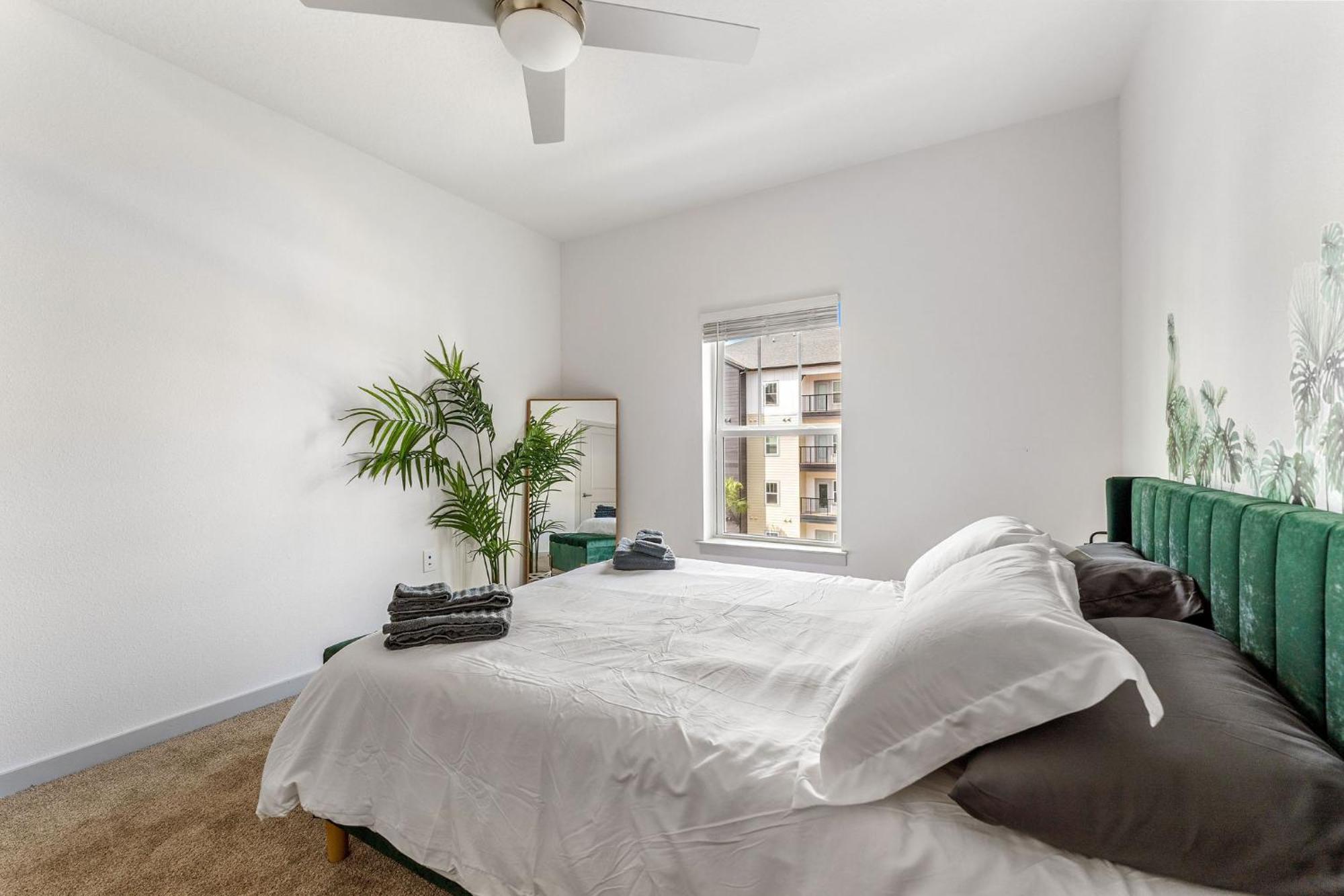 Complete Lush Green Apartment 10 Min To Parks Pets Allowed, Resort-Style Amenities Orlando Luaran gambar